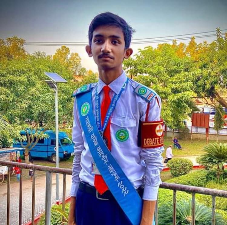 Zabeer wins the national round of Stockholm Junior Water Prize, to represent Bangladesh in Sweden