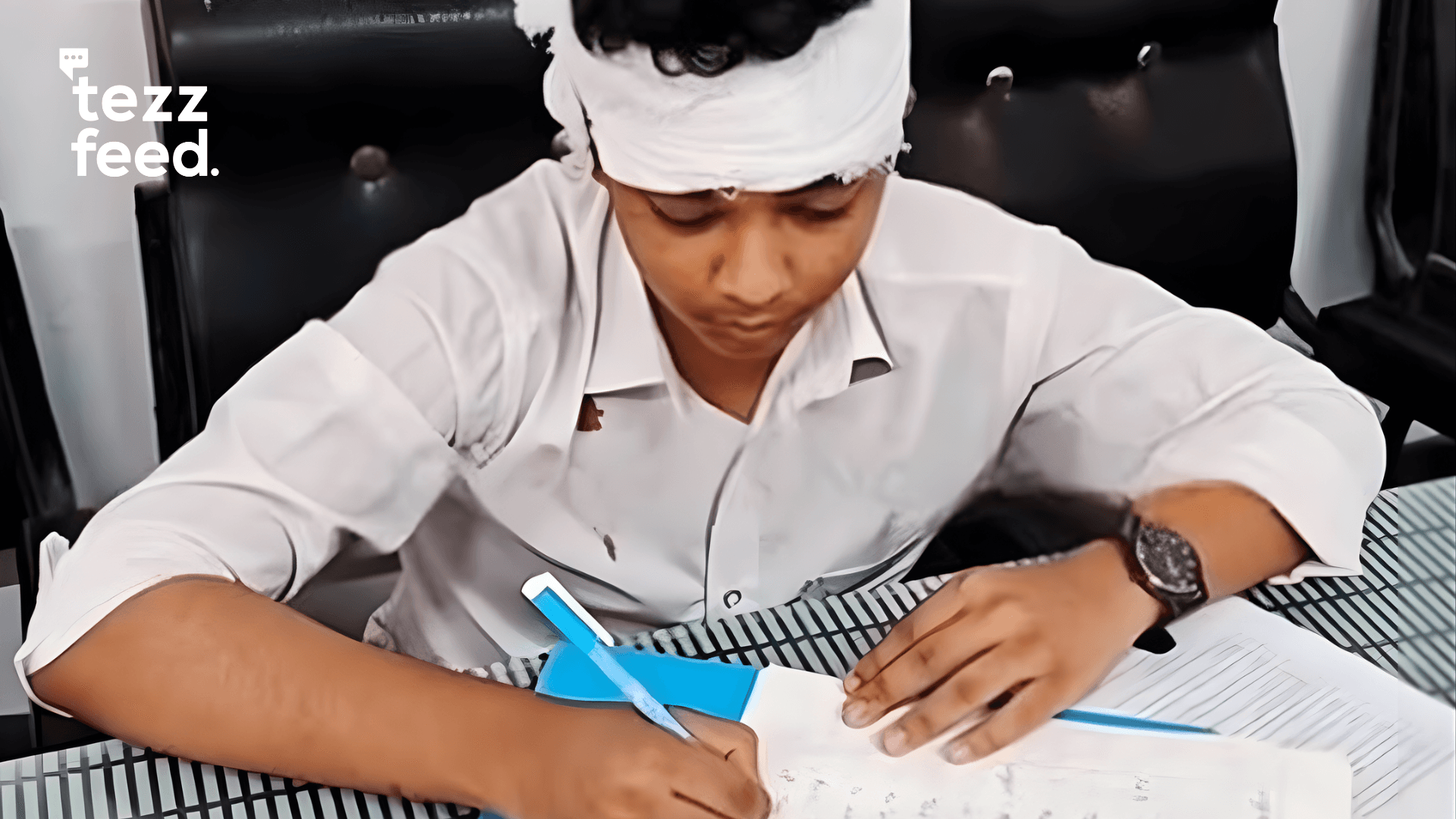 Ceiling Fan Falls on Student’s Head During SSC Exam in Noakhali